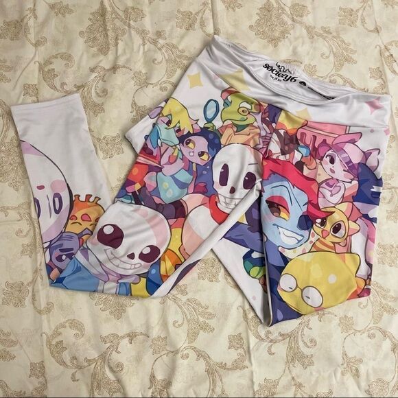 Society 6 Undertake heart leggings white with printed characters size Medium - Picture 10 of 10